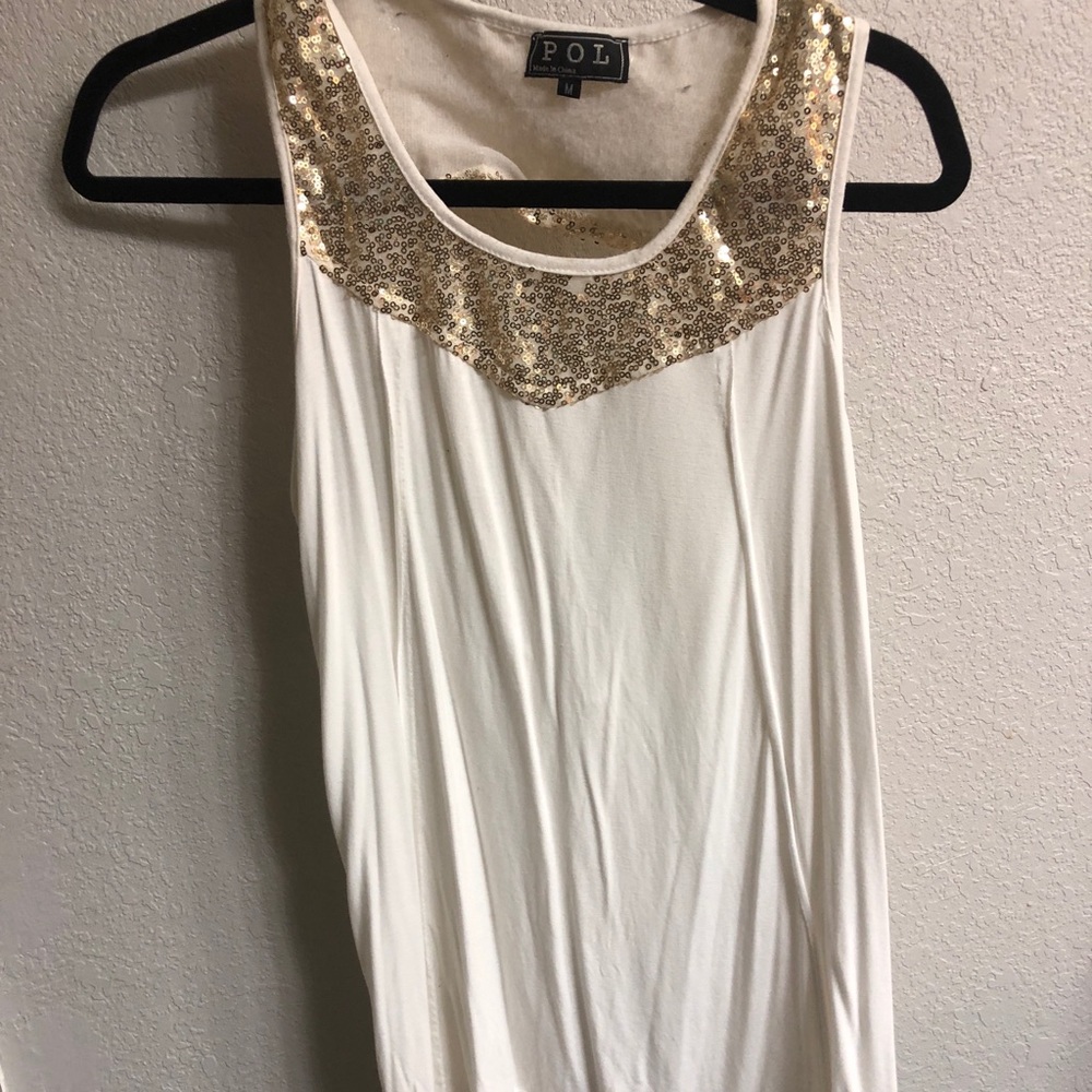 Creame blouse w/ gold sequin
